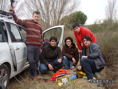 看看别人高中生飞到平流层 接收器 作者:胜利河 8805 