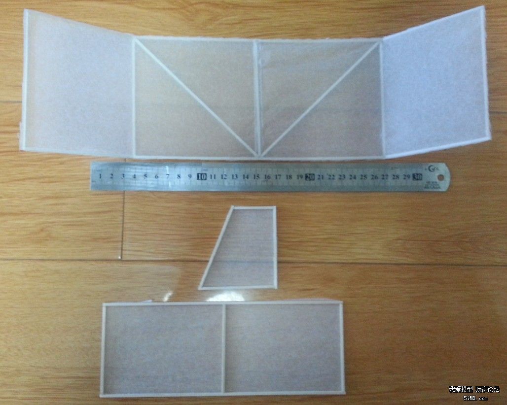 (转自essoin) 新手放大square9,好做好飞 舵机,电机,图纸,轻木,trafalgar square 作者:飞翔的橡皮筋 619 