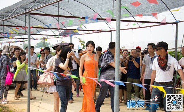 小精灵拍摄性感女神柳岩花絮！ 柳岩微博微博,柳岩身材,性感女神,小精灵 作者:treehello 1554 