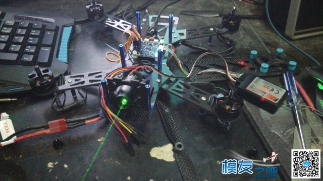 4轴飞行器装激光武器 中 富斯 作者:979689959 798 