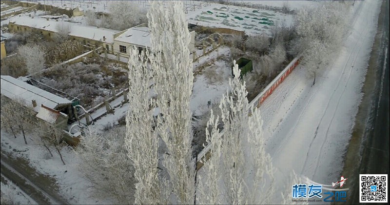 白色天地！新疆团场路两旁的雾凇。 乌鲁木齐雾凇,为什么叫雾凇,新疆农三师 作者:平头 4803 