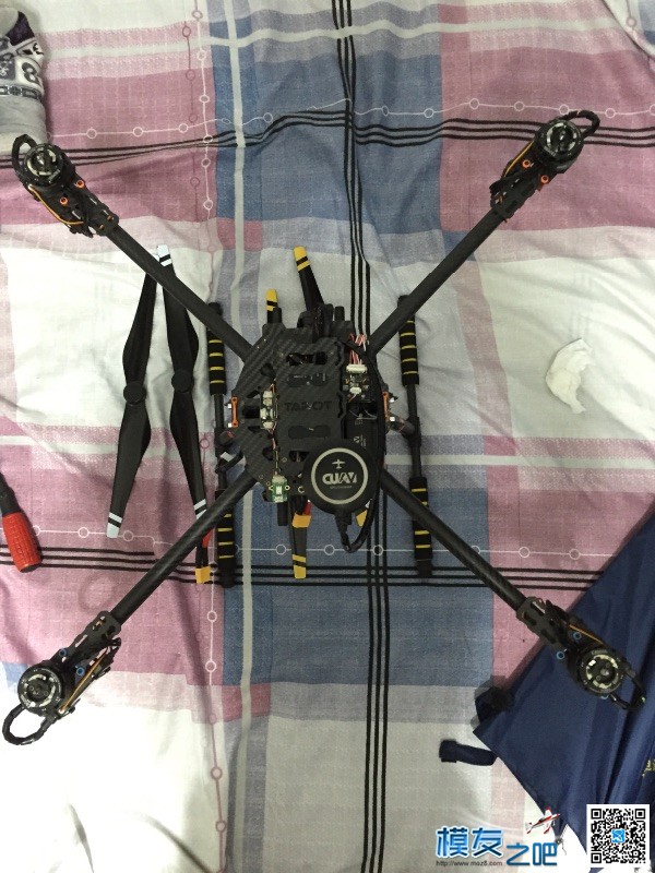 首飞秒炸，起飞自旋是什么原因 飞控,电机,PIX 作者:飞飞去 8473 