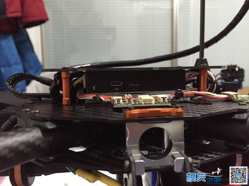 首飞秒炸，起飞自旋是什么原因 飞控,电机,PIX 作者:飞飞去 464 