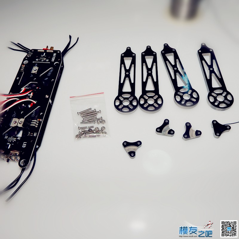 BlackBat X1 250机架装机图解 飞控,电调,电机,FPV,机架 作者:203FPV 8002 