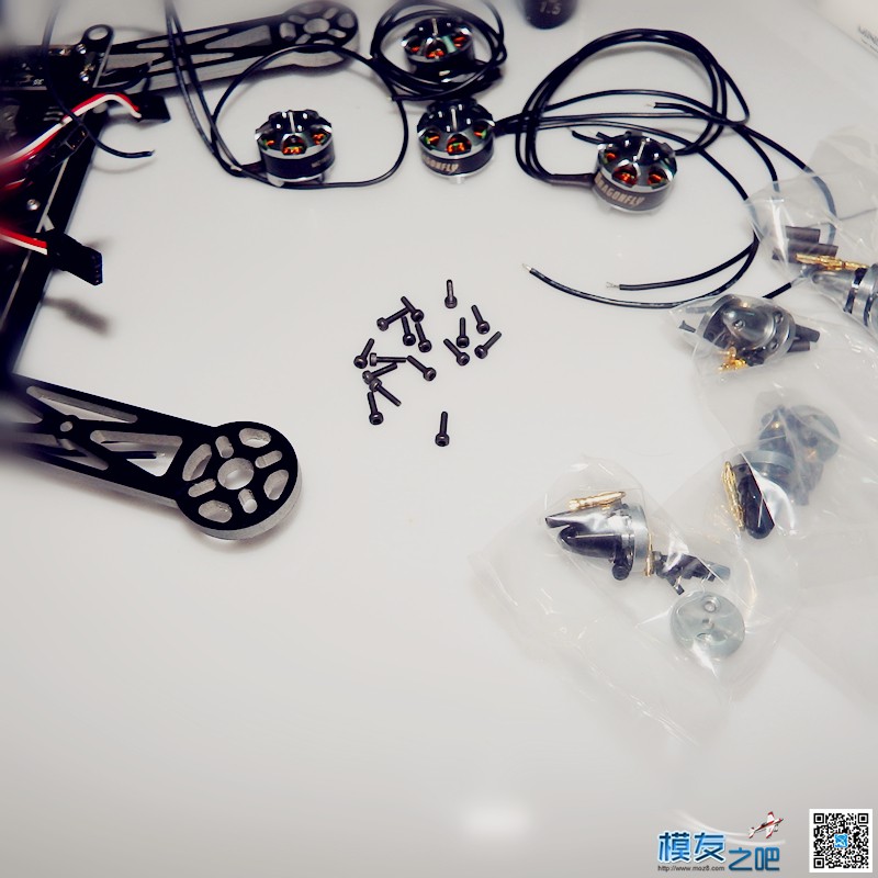 BlackBat X1 250机架装机图解 飞控,电调,电机,FPV,机架 作者:203FPV 4962 