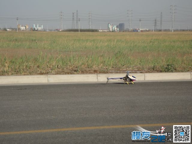 2013.4.30空港飞行活动 固定翼,炸机 作者:茶茶学航拍 9310 