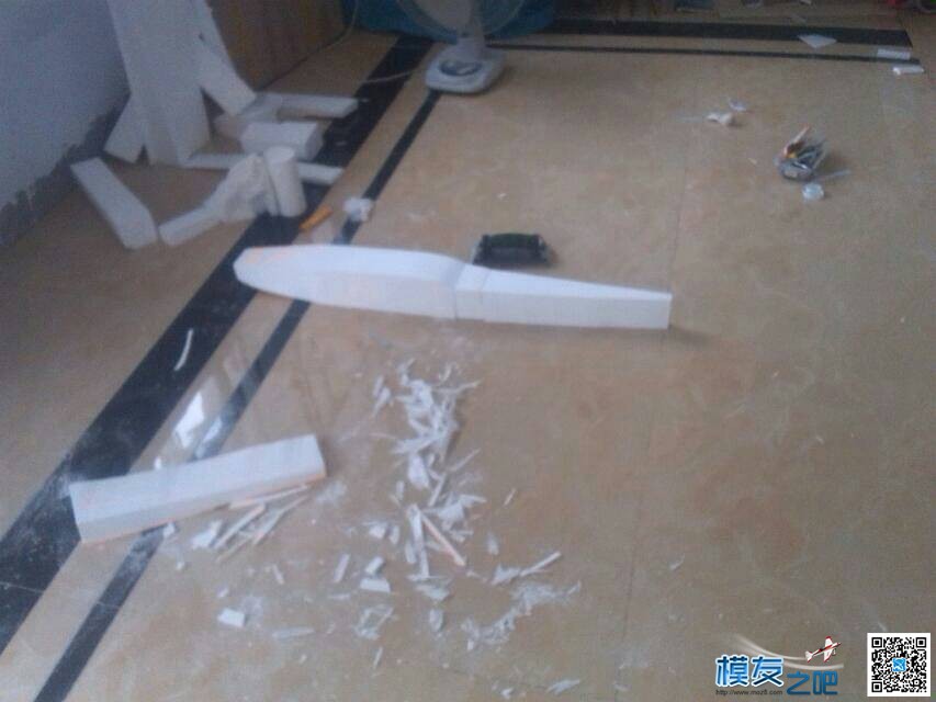 泡沫固定翼 上单翼 业余特技练习机 固定翼,泡沫,最后,密度,花钱 作者:飞行少年 6163 