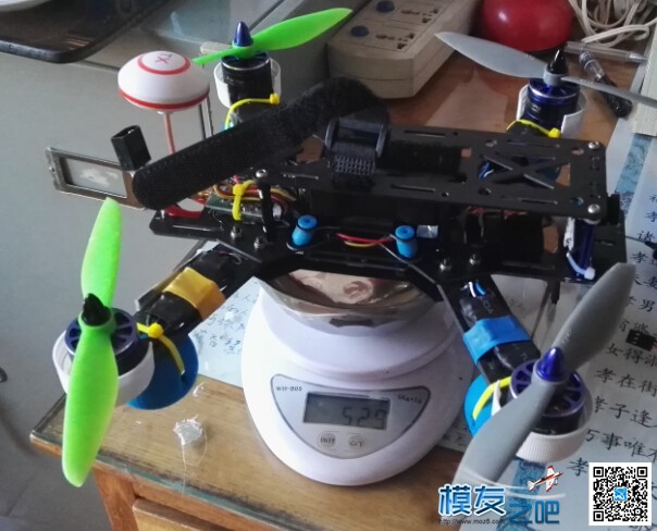 LD  2208 2000kv蓝精灵对比LD S2204 2300kv，谁能分析不同的原因 电池,图传,飞控,电调,电机 作者:龙腾四海1113 6205 