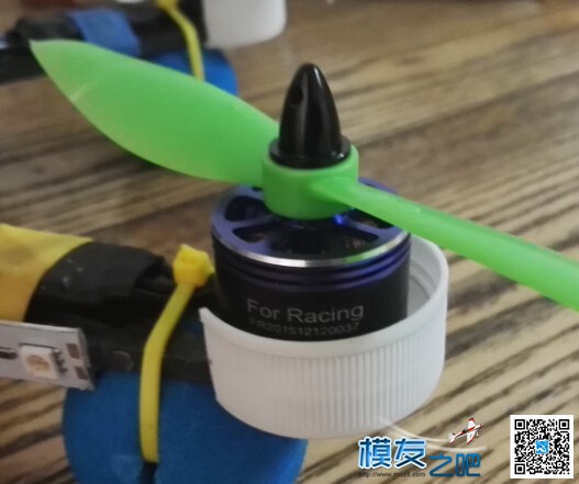 LD  2208 2000kv蓝精灵对比LD S2204 2300kv，谁能分析不同的原因 电池,图传,飞控,电调,电机 作者:龙腾四海1113 2459 