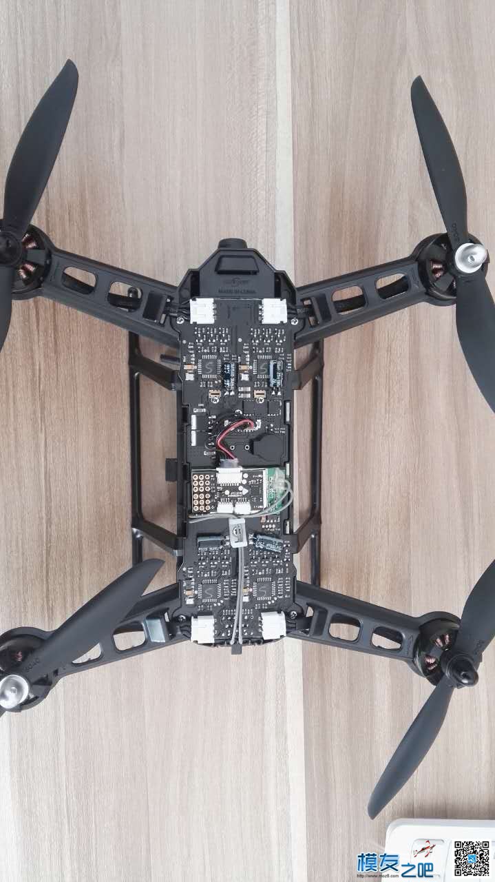 【拆机】龙云250之大卸八块(6楼更新上树炸鸡图） 穿越机,遥控器,dji 作者:轻骑兵 8625 