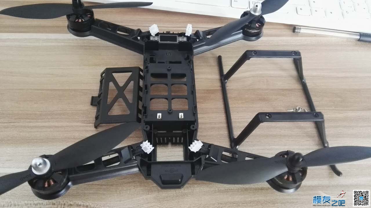 【拆机】龙云250之大卸八块(6楼更新上树炸鸡图） 穿越机,遥控器,dji 作者:轻骑兵 5335 