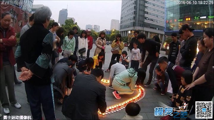 小伙浪漫求婚，“勇士”记录难忘时刻 裸婚时代,记录,拐杖,钻戒 作者:雄迈商城 8582 