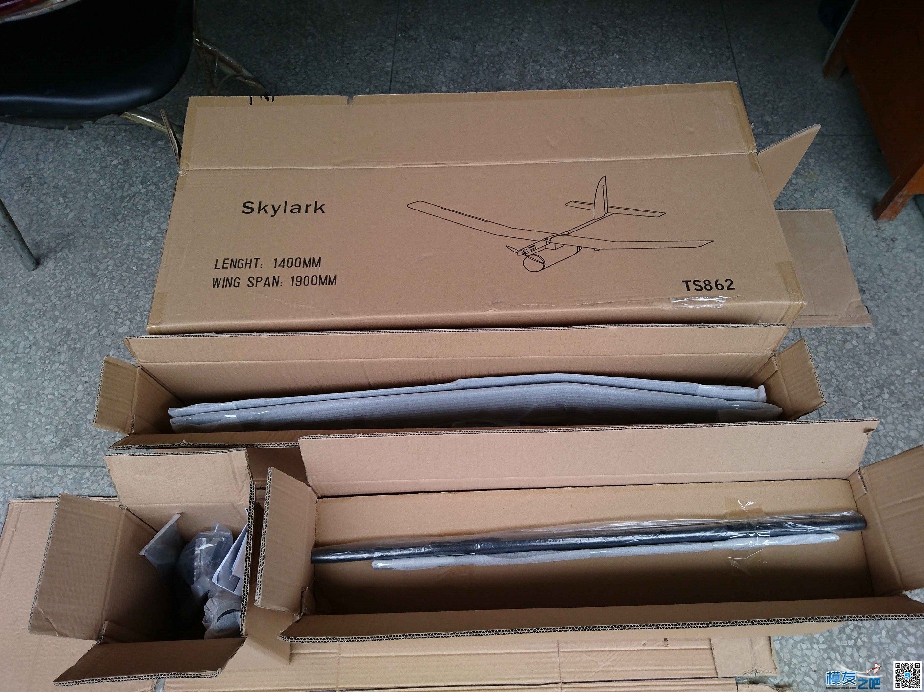 天盛模型国内首款机型 Skylark 全新概念固定翼FPV载机 开箱贴 无人机,模型,固定翼,舵机,电调 作者:模友之吧 6147 
