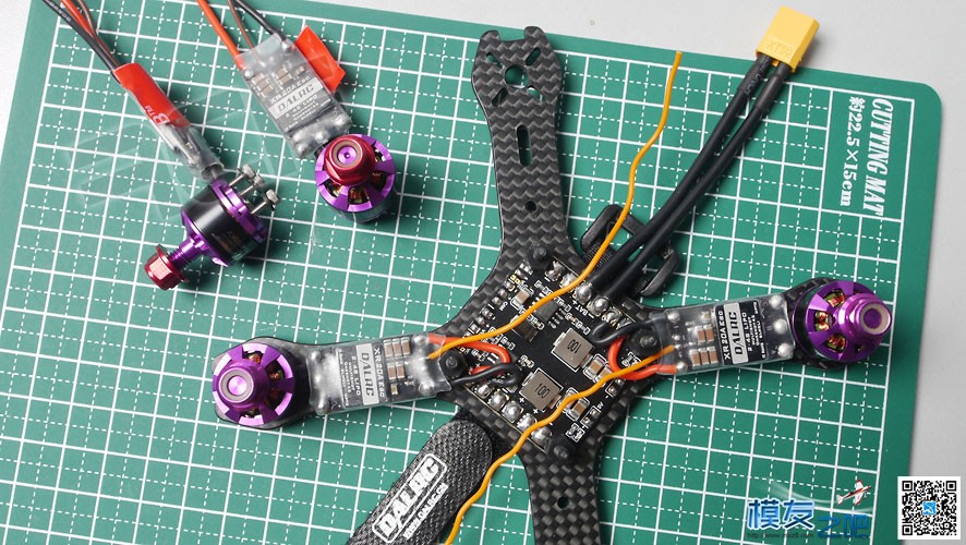 [FCF开箱组装]ReptileRX130/致盈4000KV1306/FOXEER新版1190/ROARINGTOP4S850 穿越机,电池,天线,图传,飞控 作者:法師傅 3713 