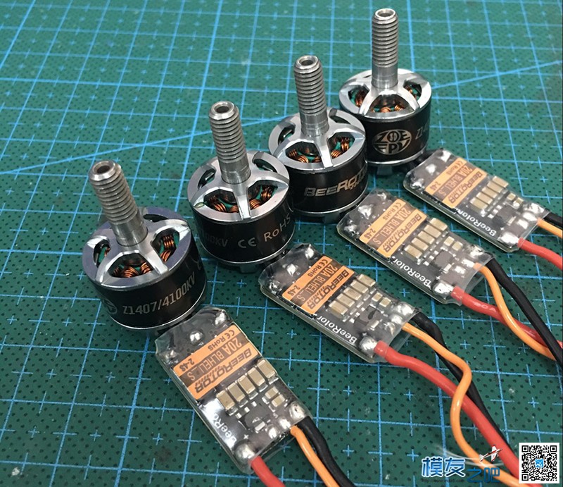 BeeRotor 130 4S版（ZoeFPV Z1407/4100KV) 图传,飞控,电调,电机,FPV 作者:鬼王 3081 