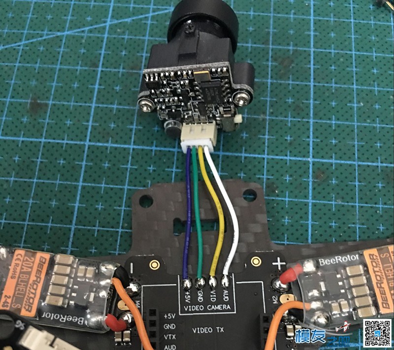 BeeRotor 130 4S版（ZoeFPV Z1407/4100KV) 图传,飞控,电调,电机,FPV 作者:鬼王 7020 