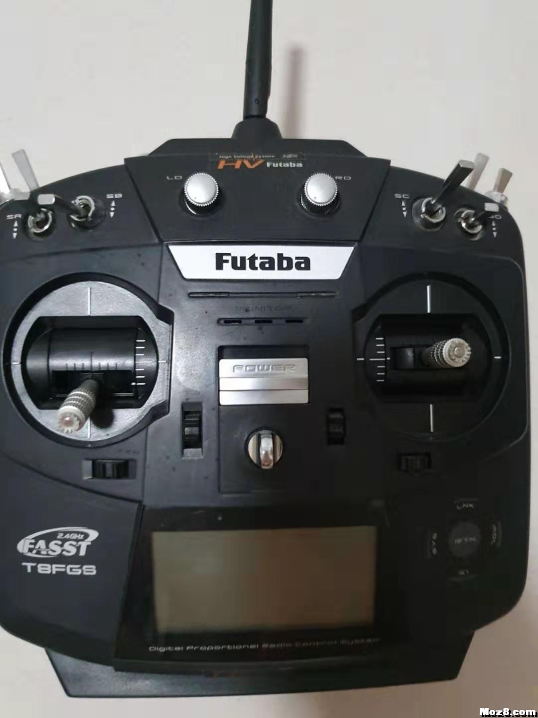 出一个futaba t8fg遥控器带fm800接受机 电池,充电器,遥控器,FUTABA,接收机 作者:18701528864 7717 