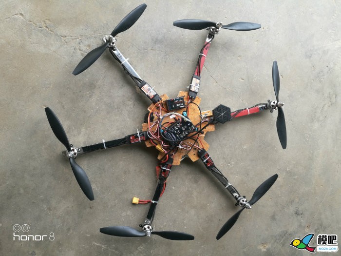 一种木制无人机 无人机,多旋翼,飞控,电调,电机 作者:uwzhKS 8322 