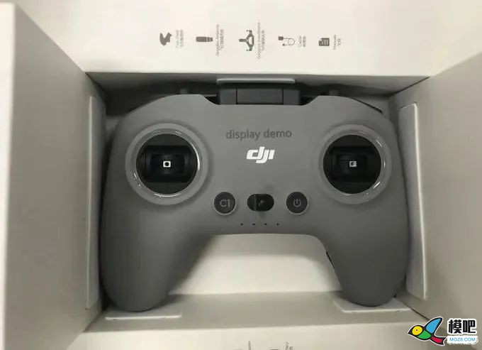 Twitter又曝光两张DJI FPV无人机近距离谍照 无人机,穿越机,天线,遥控器,dji 作者:chinaz1919 9496 